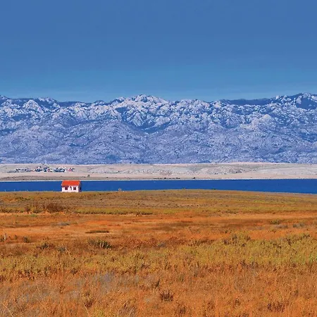 Lovely In With Wifi 別荘