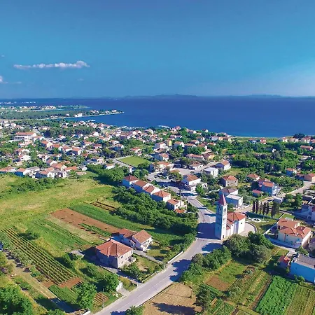 Nice In Privlaka With Kitchen * Privlaka (Zadar)