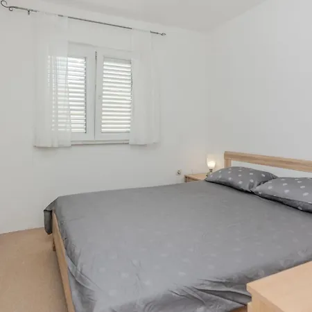 Nice In Privlaka With Kitchen Privlaka (Zadar)